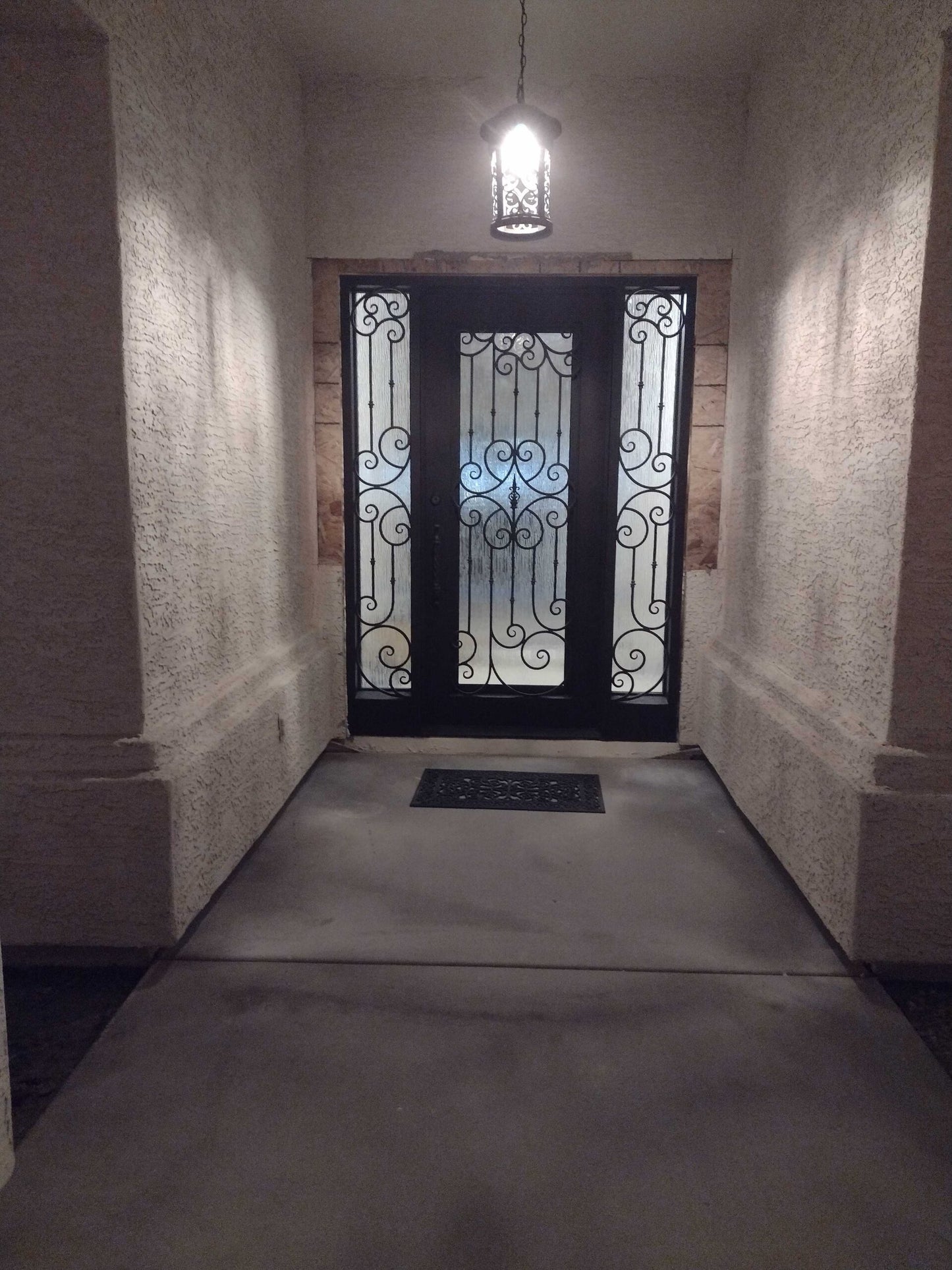 Design 38 - Single Iron Door w/ Sidelights